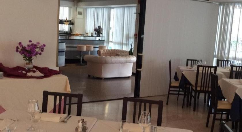 Hotel Riviera Nuova Gestione Cattolica Exteriér fotografie